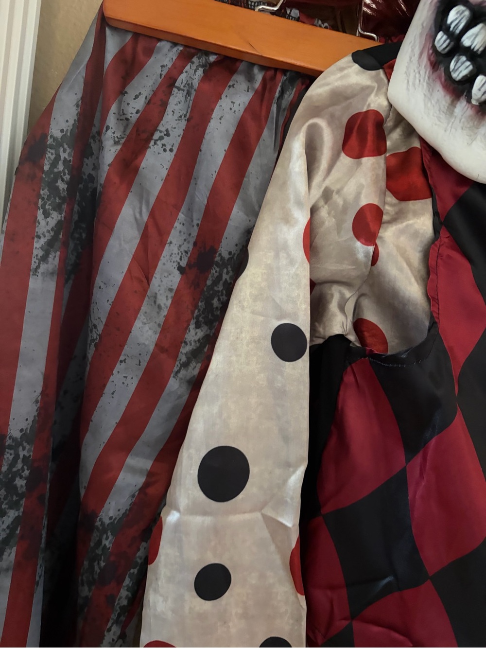 Fun Costumes Killy the Clown Large size in Kids - Picture 4 of 13